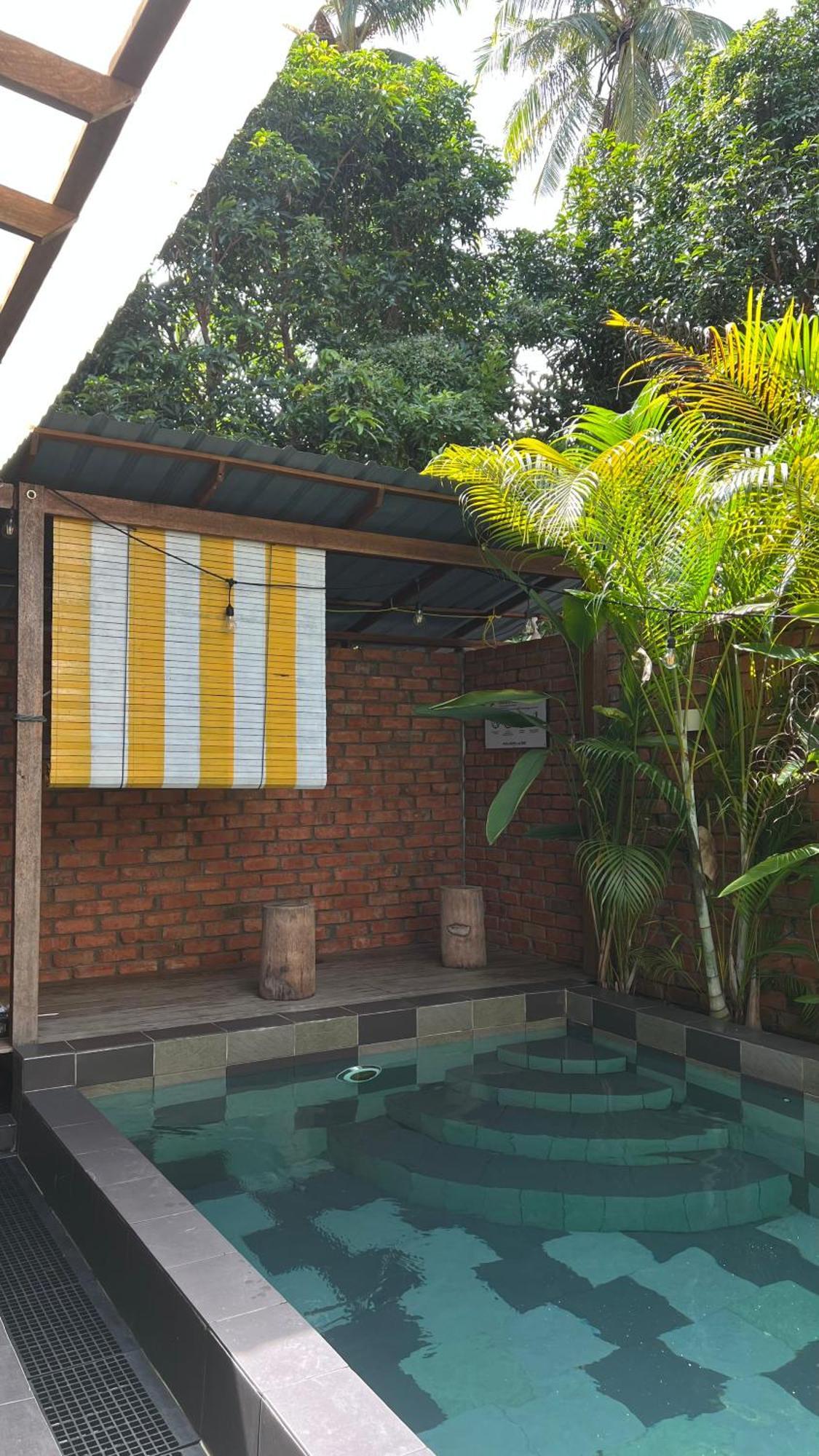 Kutum's Cottage @eagleyevillage Langkawi Exteriör bild